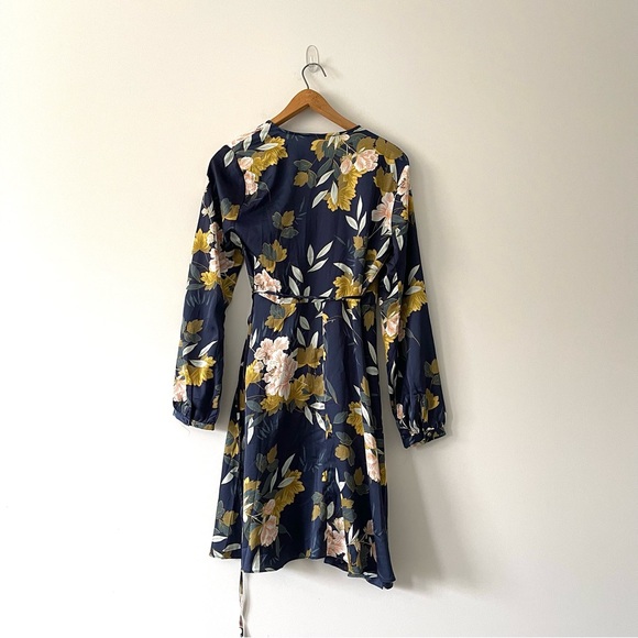 Lulus Love is Life Navy Blue Floral Print Satin Wrap Dress Size Small - Picture 11 of 11